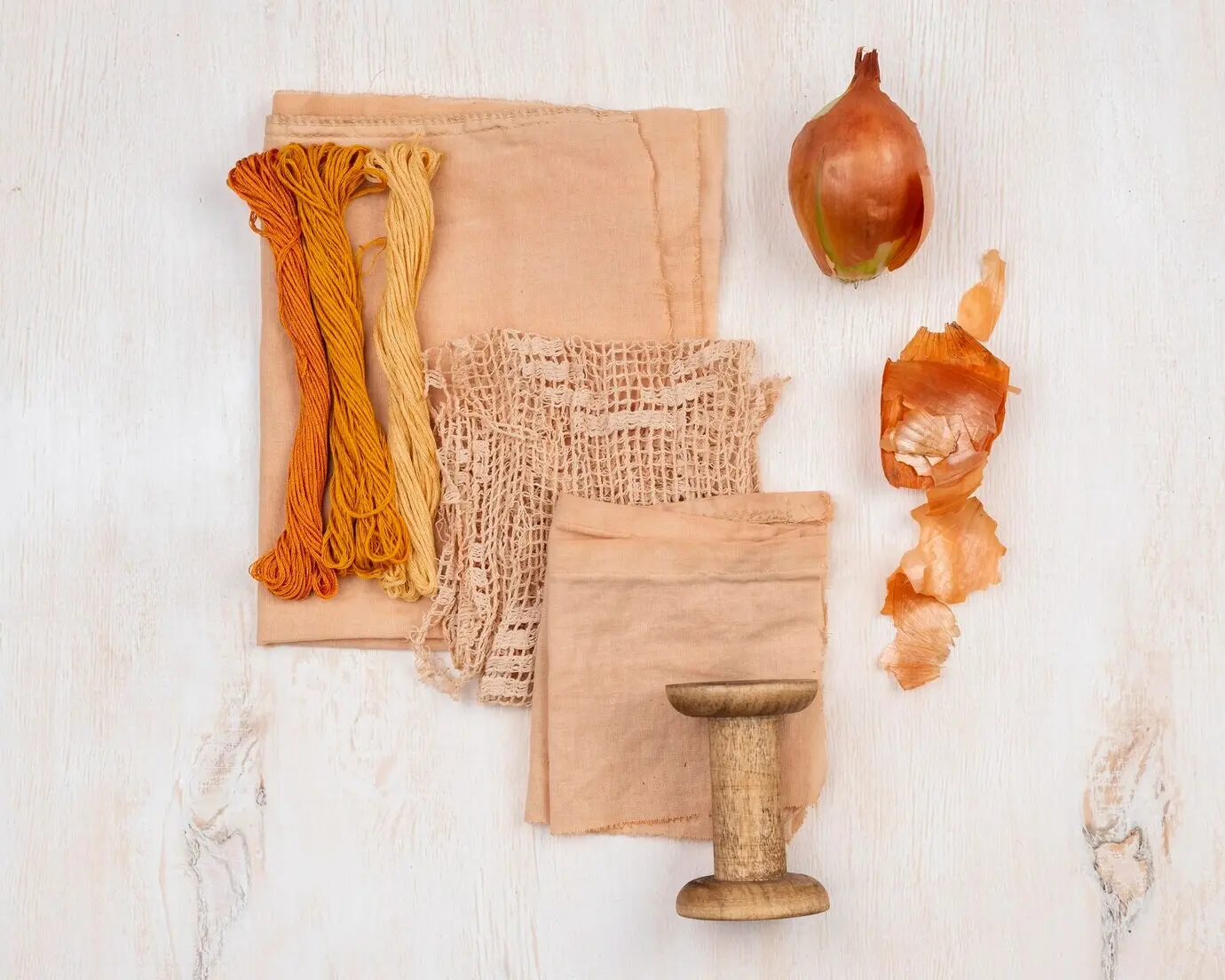 Draufsicht auf eine Sammlung organischer Farbstoffe